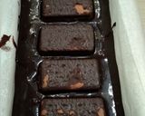 Foto langkah ke 6 dari resep Chewy Brownies TimTam (#PR_BrowniesDCC).