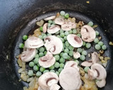 Foto del paso 5 de la receta: Pollo guisado con garbanzos