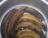 Foto langkah ke 1 dari resep Banana Nutella Ball.