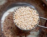 A picture of step 1 of Crispy horse gram dosa.