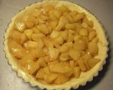 A picture of step 5 of American Apple Pie.