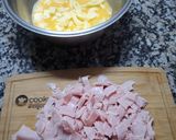 Foto del paso 2 de la receta: Tortilla al horno de cebollas, queso y jamón!