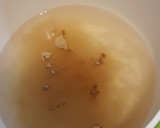 Foto del paso 4 de la receta: Agua con cristales de aloe vera "medicinal"