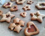 Üvegablakos karácsonyi mézeskalács recept fázis 10 fotója