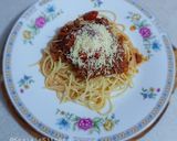 A picture of step 2 of Spaghetti Bolognese.