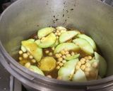 Foto del paso 4 de la receta: Chamorros de cordero a las finas hierbas