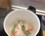 Foto del paso 1 de la receta: Arroz de rape, gambas y congrio con alioli 🦐