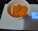 Foto langkah ke 2 dari resep Pumpkin Bread dengan isian selai labu dan keju.