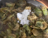 Foto del paso 4 de la receta: Alcachofas en salsa de cerveza 🍺