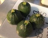 Une image de l'étape 1 de Courgettes rondes farcies jambon fromage au bouillon de courge.