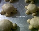 Foto langkah ke 2 dari resep Roti Kura kura tanpa Telur.