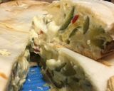 Foto del paso 5 de la receta: Tarta de zapallitos y cebolla con queso cremoso