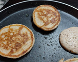 Foto del paso 3 de la receta: 👶🏻 Tortitas integrales con bebida de avena (BLW)