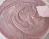 Pisztácia piskótás, eperhabos torta gluténmentesen recept fázis 7 fotója