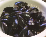 Foto del paso 1 de la receta: Mejillones a la brasa al aroma de romero