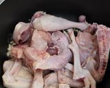 Foto langkah ke 2 dari resep Ayam Kampung Telor Kuah Kecap.