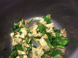 Pasta con pollo y espinaca