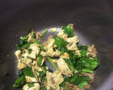 Foto del paso 4 de la receta: Pasta con pollo y espinaca