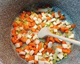 Görög csirkés tészta/Kota Kapama recept fázis 2 fotója