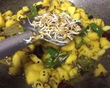 A picture of step 3 of Apple & Sprouted fenugreek pickle.