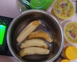 Foto langkah ke 1 dari resep Banana pancake.