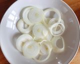 Hình bước làm 1 của món Cá Mú Ngựa Chưng Sốt Cà Rốt Xì Dầu