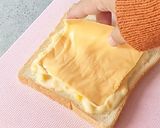 Foto langkah ke 3 dari resep Corn Cheese Toast.