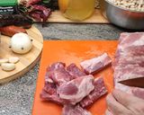 Foto del paso 2 de la receta: Costillas de cerdo con alubias blancas y chorizo