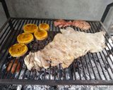 Foto del paso 9 de la receta: Matambre tierno a la pizza zapallitos asados y mollejas