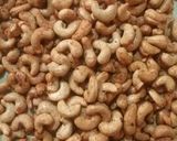 Foto langkah ke 4 dari resep Kacang Mede Goreng.