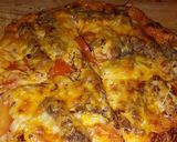 A picture of step 4 of My burger pizza.