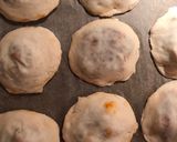 Virslivel és lencsével töltött tésztabatyuk (vegán) recept fázis 7 fotója