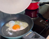 Foto del paso 2 de la receta: Salsa de huevo frito
