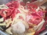 Csirkemelles lecsós ragu (gluténmentes), tésztával recept lépés 3 foto