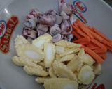 Foto langkah ke 1 dari resep Tumis cumi dan sayur.