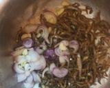 A picture of step 5 of Fried omena#authormaratho#my valentinerecipecontest#.