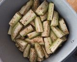 Foto langkah ke 1 dari resep Semur Terong.