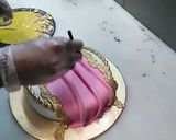 A picture of step 5 of Bridal shower cake.
