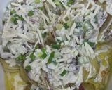 A picture of step 3 of Baked potato slice with cheesy and creamy sauce.