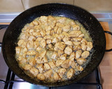 Foto del paso 2 de la receta: Pollo con cocacola y hierbas provenzales en 10 minutos
