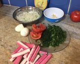 Foto del paso 1 de la receta: Tomates rellenos de surimi!!