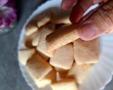 Foto del paso 4 de la receta: Bizcochitos de queso rallado