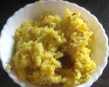 आरोग्यदायक मुगाची खिचडी (Moong Khichdi Recipe In Marathi) रेसिपी स्टेप 4 फोटो