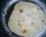 A picture of step 3 of Chapatti with egg sauce.