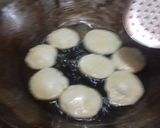 A picture of step 3 of Mathri.