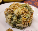 Foto del paso 5 de la receta: Pasta al pesto de calabacín y nueces