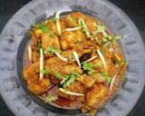 A picture of step 5 of Chicken Qorma.