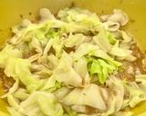 Hình bước làm 5 của món Mì Udon Xào Thịt Bò