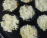 A picture of step 2 of Potato roasties.