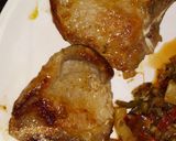 Foto del paso 1 de la receta: Costeletitas de cerdo a la mostaza con panache de verduras
